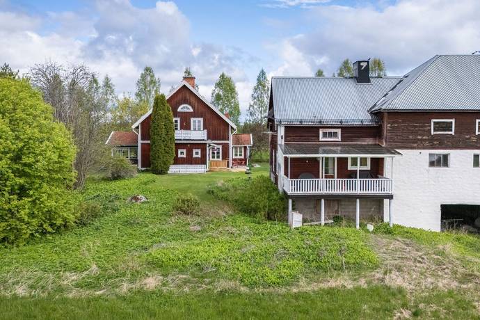 6 rum gård med jordbruk på Innigården Korskrogen, Ljusdals kommun - bild 4