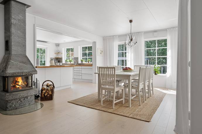 5 rum villa på Fritz Janssons väg 11E Östra Skärgårdsstad, Österåkers kommun - bild 3