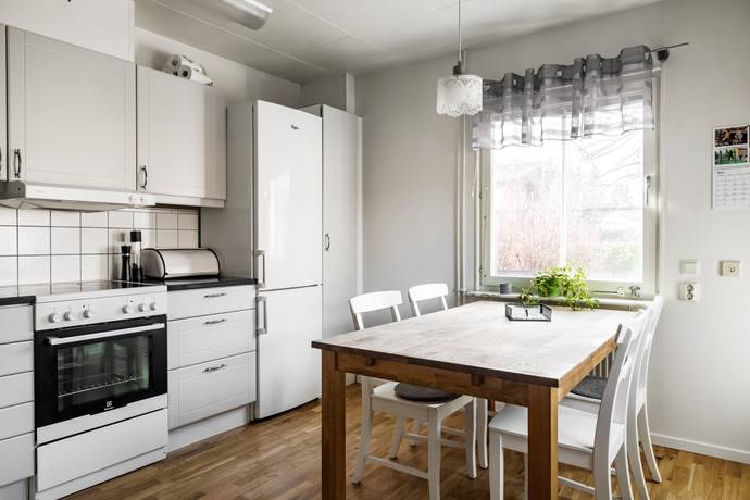 4 rum Lägenhet på Läktvägen 49 Vendelsö Gård Haninge kommun - bild 3