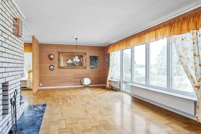 7 rum Villa på Kyrkbyvägen 28 Bro - Håbo-tibble Upplands-Bro kommun - bild 6