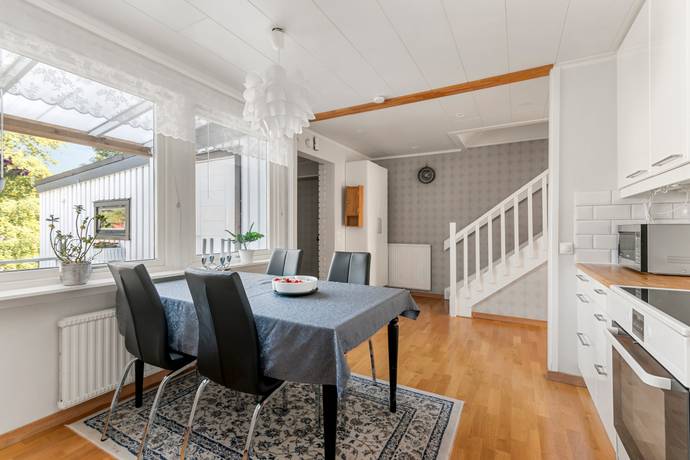 6 rum radhus på Rädisvägen 67 Hässelby Norra Villastad, Stockholms kommun - bild 5