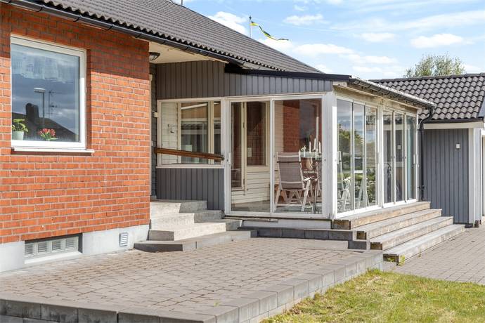 4 rum villa på Östergårdsgatan 2 Vikingstad, Linköpings kommun - bild 1