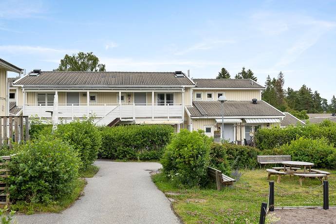 2,5 rum lägenhet på Jaktvägen 145 Bollstanäs, Upplands Väsby kommun - bild 1