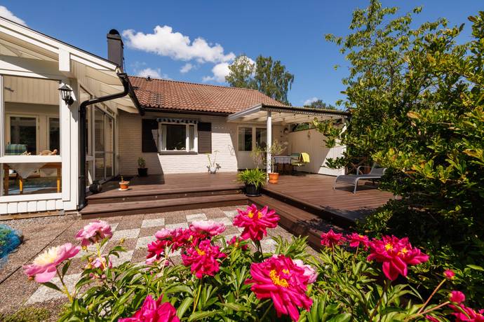 5 rum villa på Karlslundsvägen 10 Via, Kumla kommun - bild 4
