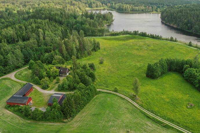 6 rum Gård med jordbruk på Bosjön 101 Lindesbergs kommun - bild 54