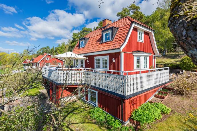 5 rum villa på Ålbrunnavägen 14 Upplands-Bro - Stora Ekeby, Upplands-Bro kommun - bild 1