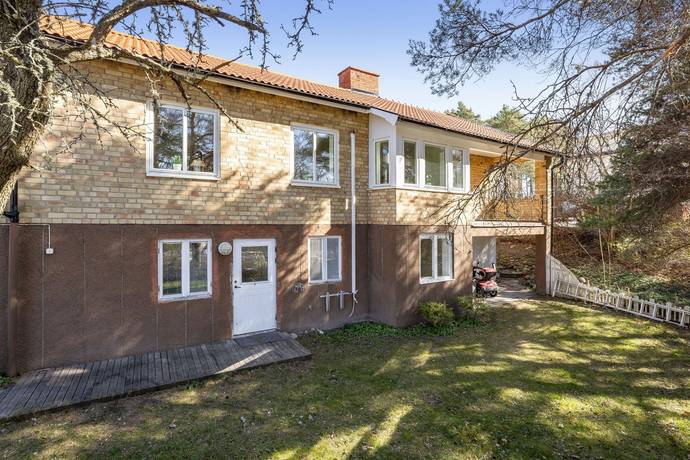 5 rum Villa på Sveavägen 8 Centralt Kungsörs kommun - bild 43
