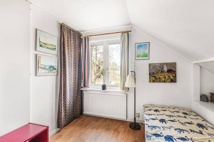 8 rum Villa på Solstigen 25 Ulvhäll Strängnäs kommun - bild 36