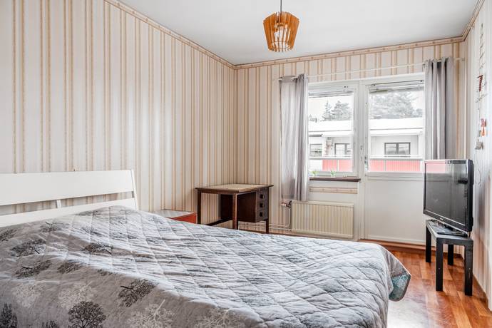 3 rum lägenhet på Huggarvägen 26 Västerhaninge, Haninge kommun - bild 4