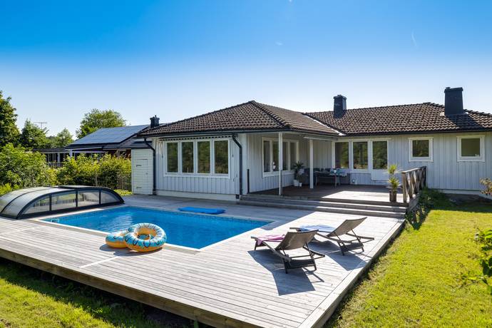 8 rum villa på Tomtavägen 30 Vintrosa, Örebro kommun - bild 2