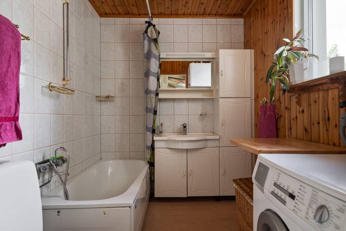 8 rum Villa på Tungelstavägen 106 Västerhaninge Haninge kommun - bild 20