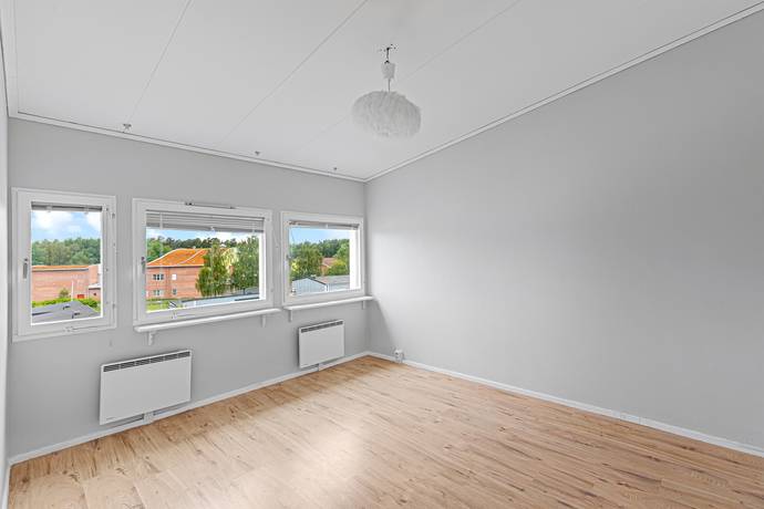 5 rum Villa på Oriongatan 171 Märsta - Steninge Sigtuna kommun - bild 8