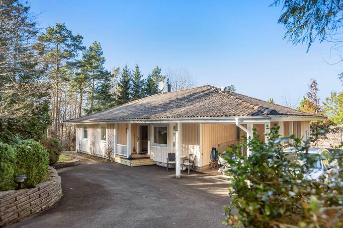 4 rum villa på Ruggestensliden 19 Torslanda - Björlanda, Göteborgs kommun - bild 1