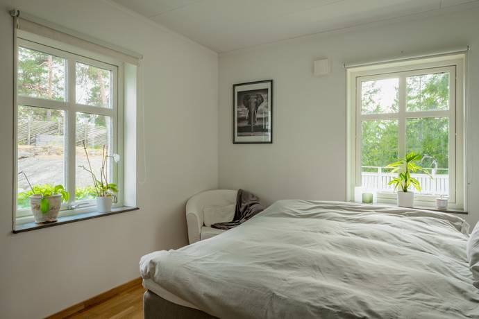 7 rum Villa på Österängsvägen 21 Gudö Haninge kommun - bild 33