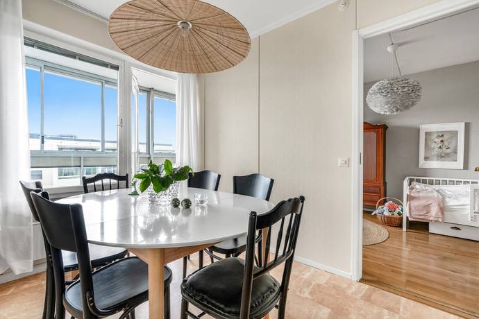 3 rum Lägenhet på Artillerigatan 70B, 6/6 tr Gärdet Stockholms kommun - bild 10