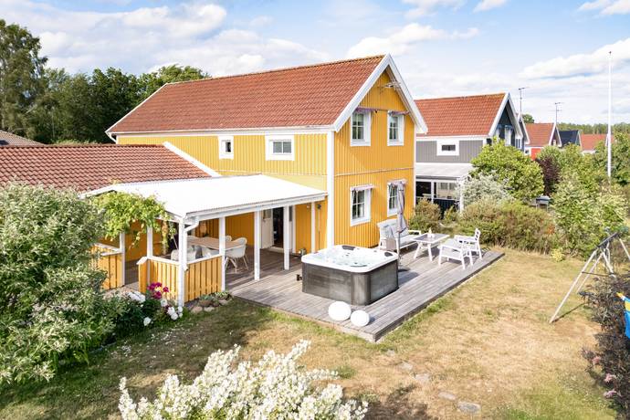 Mejramsgatan 4, Hässlegården, Karlskrona kommun