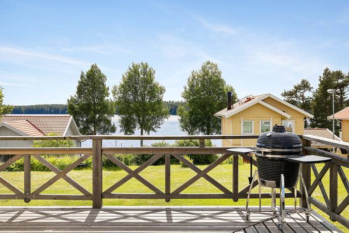 9 rum Villa på Emil Karlssons väg 5 Dvärsätt Krokoms kommun - bild 2