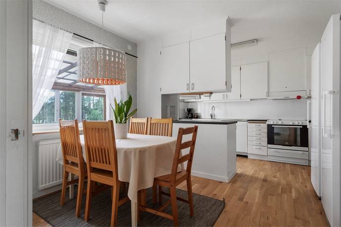 7 rum Villa på Stenbocksgatan 27 Norelund Säffle kommun - bild 10