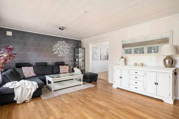 7 rum Villa på Söderbytorpsvägen 111 Märsta - Nordöstra Sigtuna kommun - bild 15