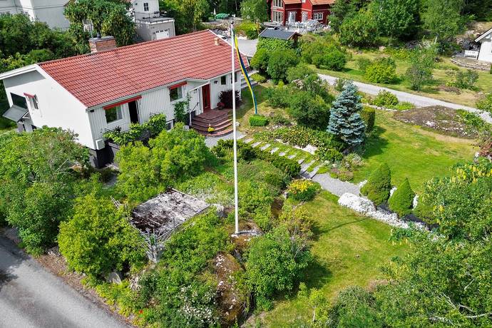 6 rum villa på Båtsmansvägen 57A Törnskogen, Sollentuna kommun - bild 2