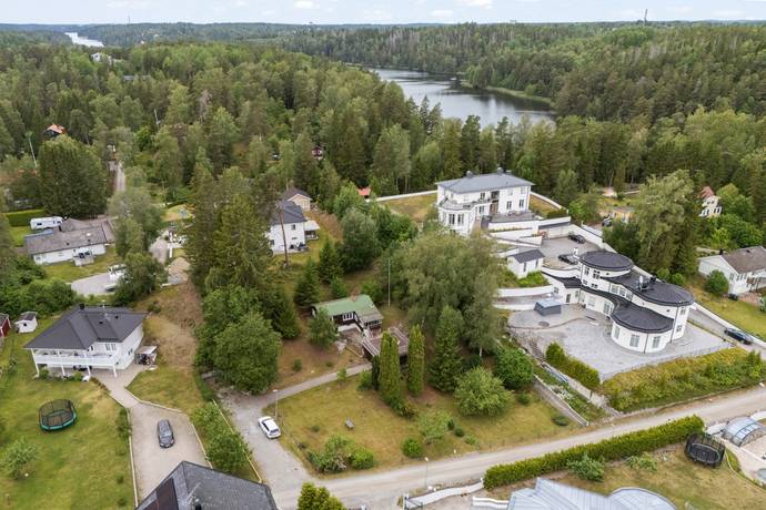 4 rum Villa på Bergtorpsvägen 6 Uttran Botkyrka kommun - bild 2