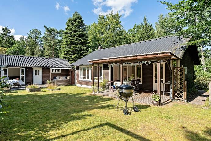 4 rum vinterbonat fritidshus på Montans väg 18 Brösarp, Tomelilla kommun - bild 1
