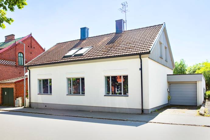 6 rum villa på KYRKOGATAN 21 Centralt, Svedala kommun - bild 2