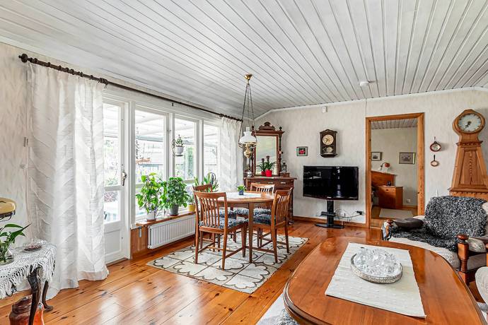 4 rum Vinterbonat fritidshus på Näckrosvägen 15 Hulta Katrineholms kommun - bild 18