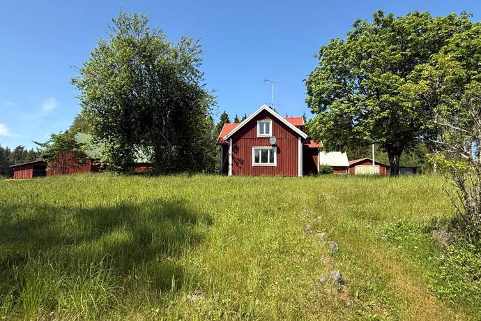 5 rum Gård med jordbruk på Karlstorp 7 Älmhults kommun - bild 3
