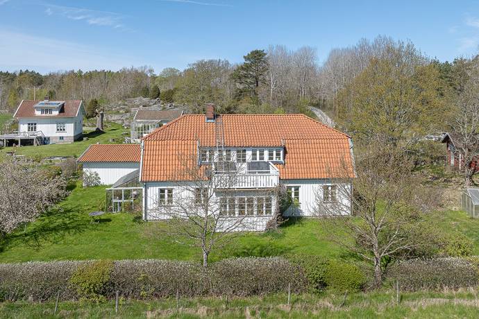 10 rum villa på Tjärnöbo Nedre 1 Bohuslän, Strömstads kommun - bild 3