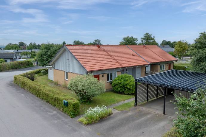 3 rum lägenhet på Spiréavägen 5 A Lilla Tjärby, Laholms kommun - bild 2