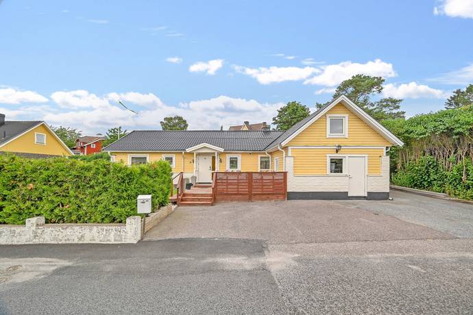 Aklejavägen 14, Bollstanäs, Upplands Väsby kommun