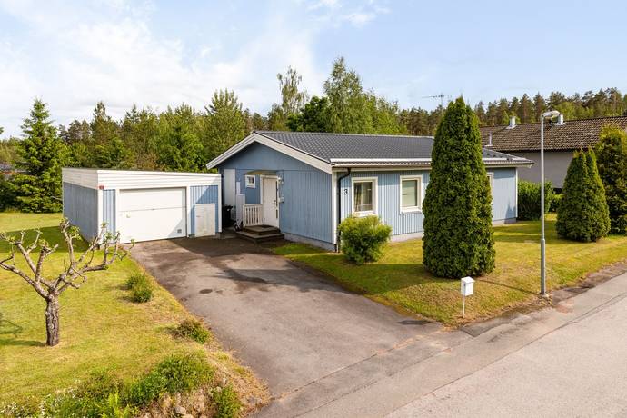 4 rum villa på Aspvägen 3 Storebro, Vimmerby kommun - bild 1