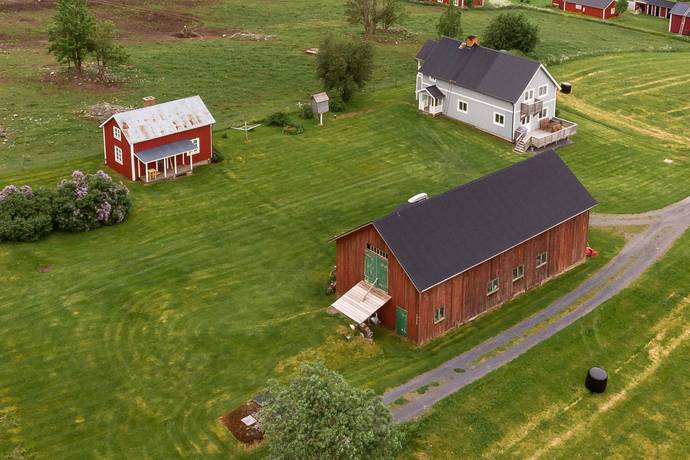 5 rum gård med jordbruk på Norderåsen 165 Norderåsen, Östersunds kommun - bild 2