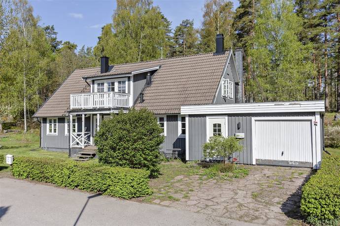 6 rum Villa på Gulltorpsvägen 4 Påryd Kalmar kommun