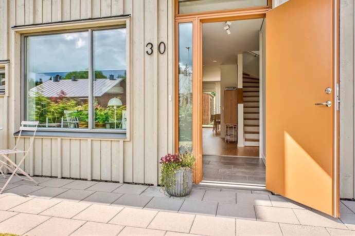 5 rum par-/kedje-/radhus på Sotåsgatan 30 Fagerslätt, Jönköpings kommun - bild 3