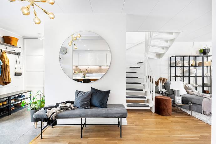 6 rum lägenhet på Djäknegatan 22 Kapellgärdet, Uppsala kommun - bild 1