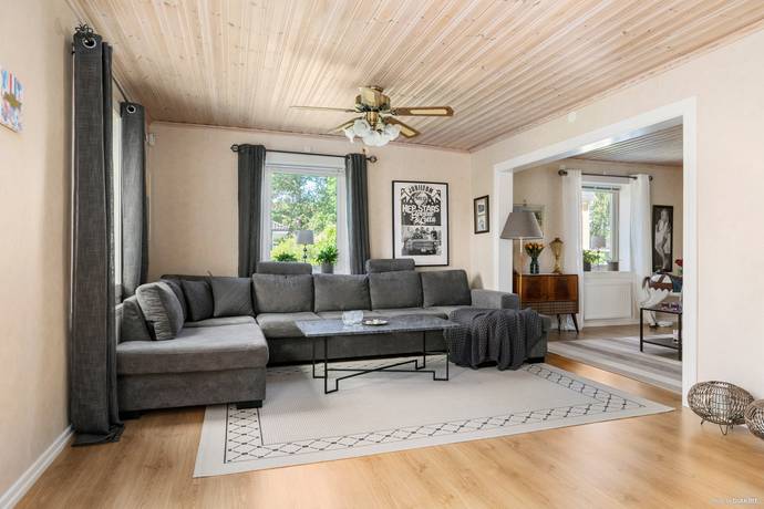 8 rum Villa på Lundvägen 20 Blåsut Vänersborgs kommun - bild 9