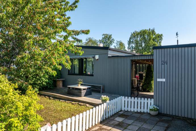 villa på Tunnlandsvägen 24 Viksjö, Järfälla kommun - bild 5
