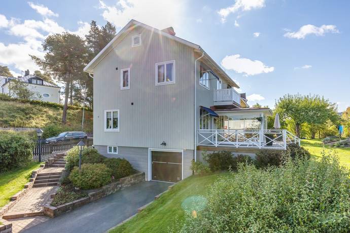 7 rum Villa på Vallagatan 4 Centrum Ludvika kommun