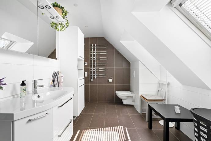 5 rum Villa på Tjädervägen 4B Sjöberg Sollentuna kommun - bild 17