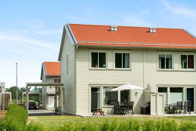 5 rum parhus på Osbacksvägen 34 A Björnö, Norrtälje kommun - bild 1