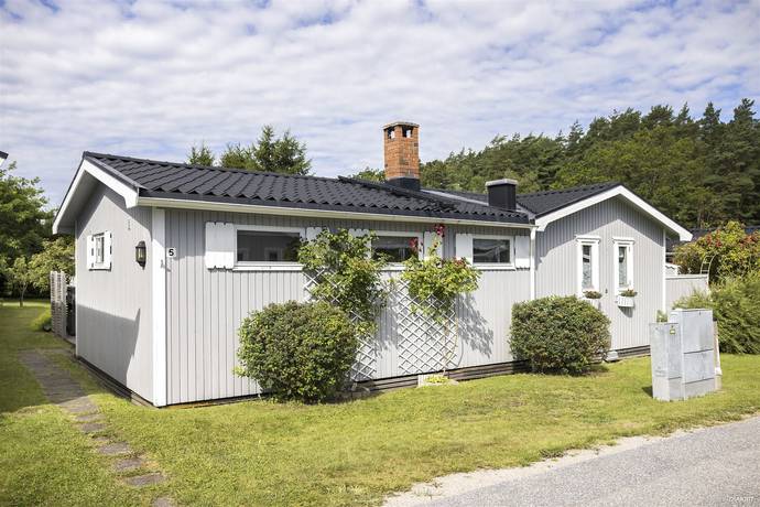 5 rum villa på Spinnackervägen 5 Seläter, Strömstads kommun - bild 1