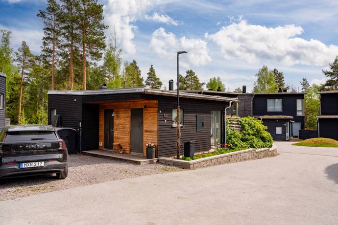 6 rum villa på Flottarestigen 56 Kvarnskogen, Sollentuna kommun - bild 2