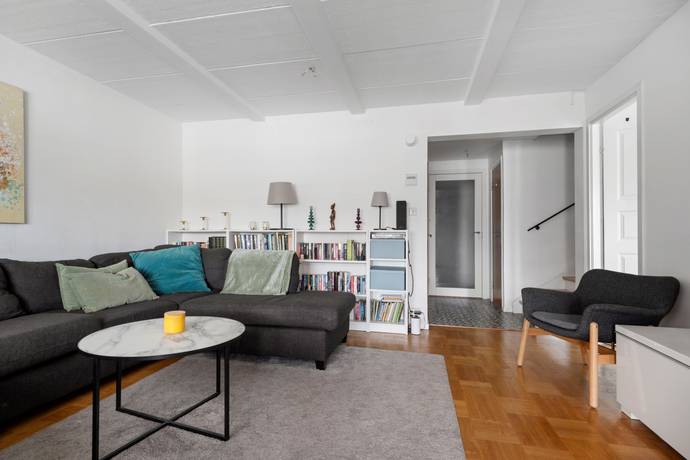 6 rum Radhus på Basgränd 127 Vällingby - Kälvesta Stockholms kommun - bild 20