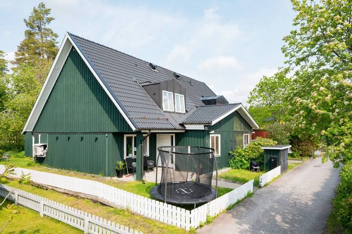 4 rum villa på Klövjestigen 2B Vallhov, Sandvikens kommun - bild 2