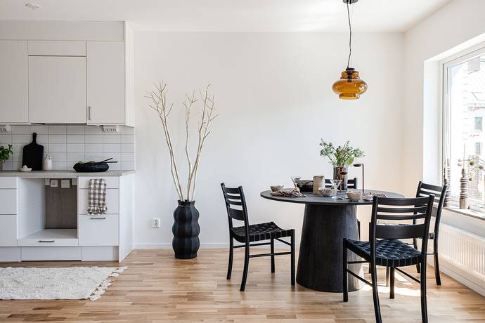 3 rum lägenhet på Poseidongatan 11 Öster Mälarstrand, Västerås kommun - bild 2