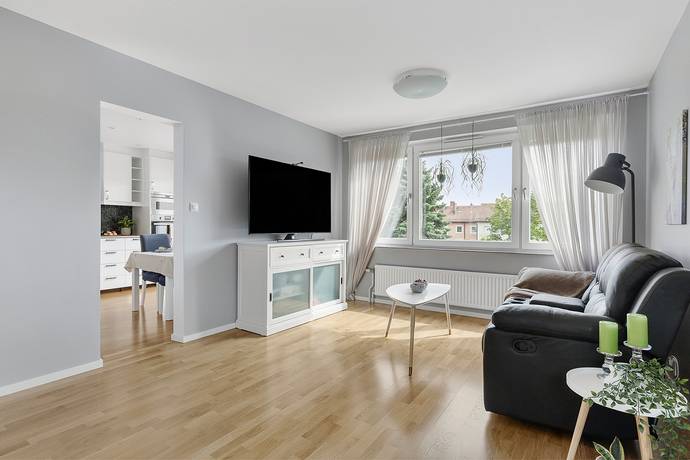 3 rum lägenhet på Sommarvägen 12 Centrum, Vallentuna kommun - bild 3