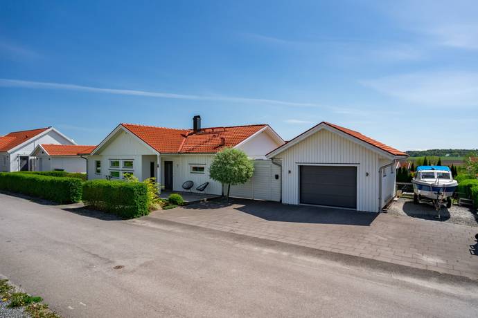 6 rum villa på Kaprifolvägen 2 Örsundsbro, Enköpings kommun - bild 3