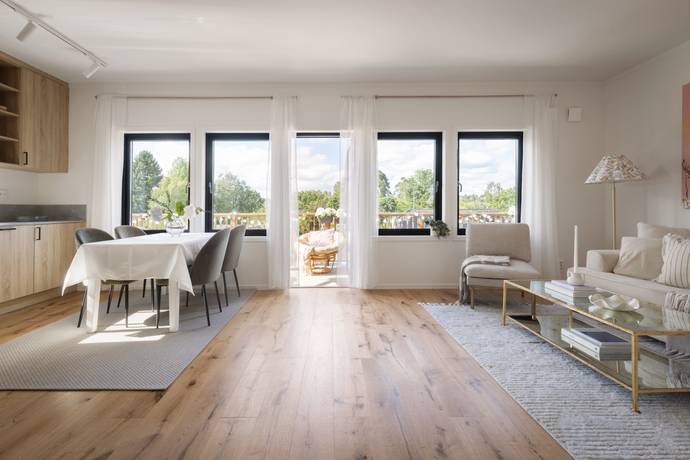 7 rum parhus på Smedjevägen 4L Länna, Huddinge kommun - bild 5